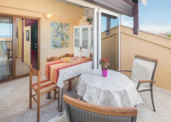 Bella Vista アパート *