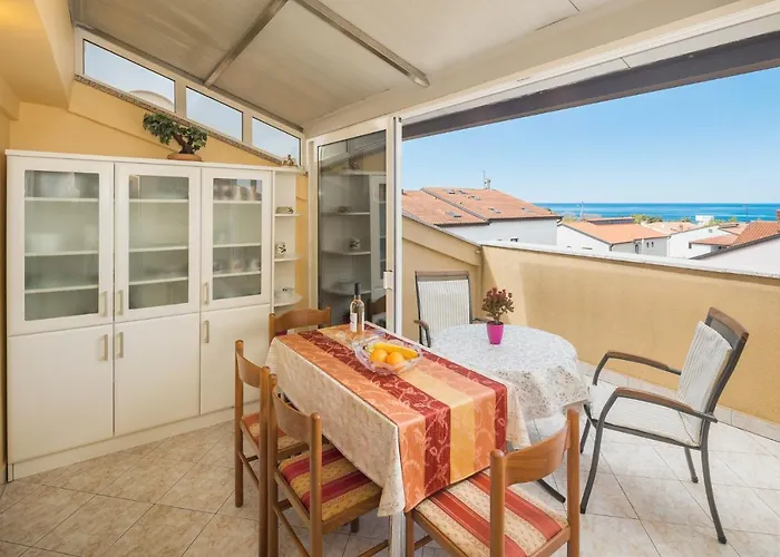 アパート Bella Vista